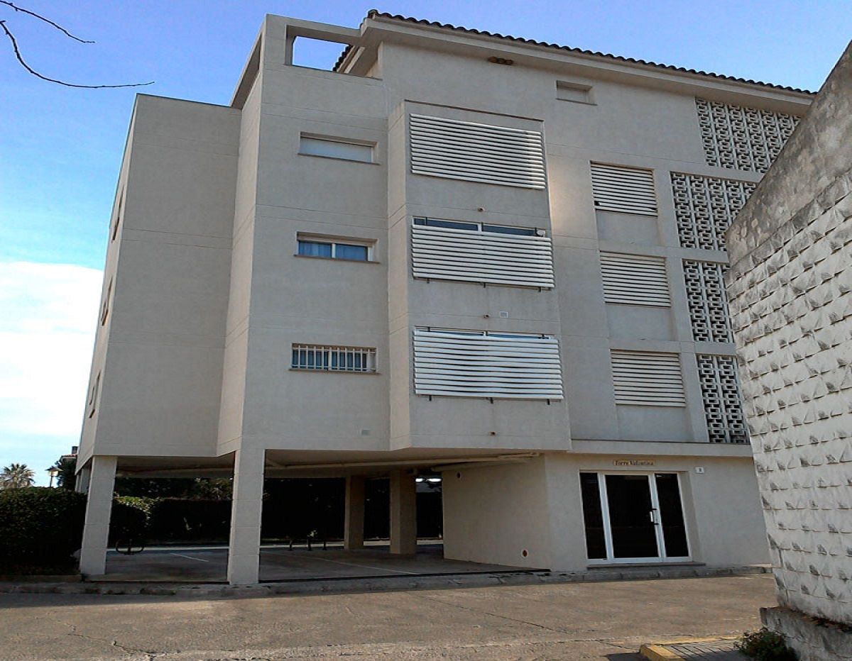 Exterior view of Garage for sale in Calonge
