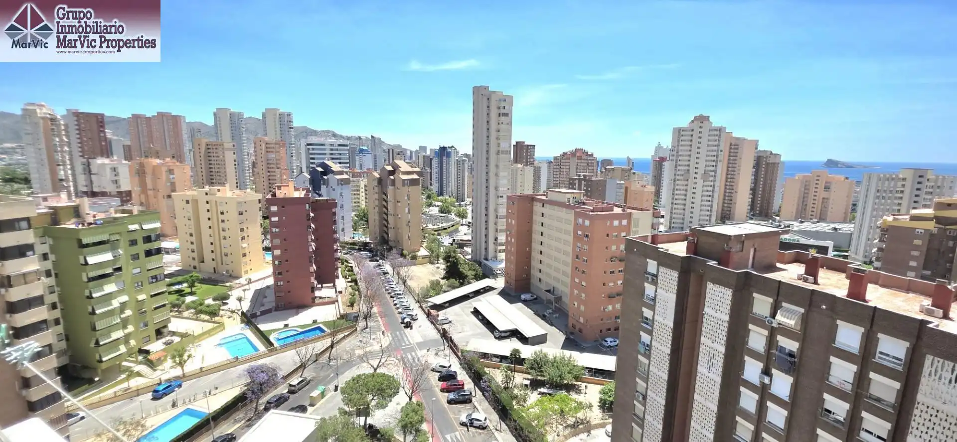 Vista exterior de Apartamento en venta en Benidorm con Aire acondicionado, Terraza y Amueblado