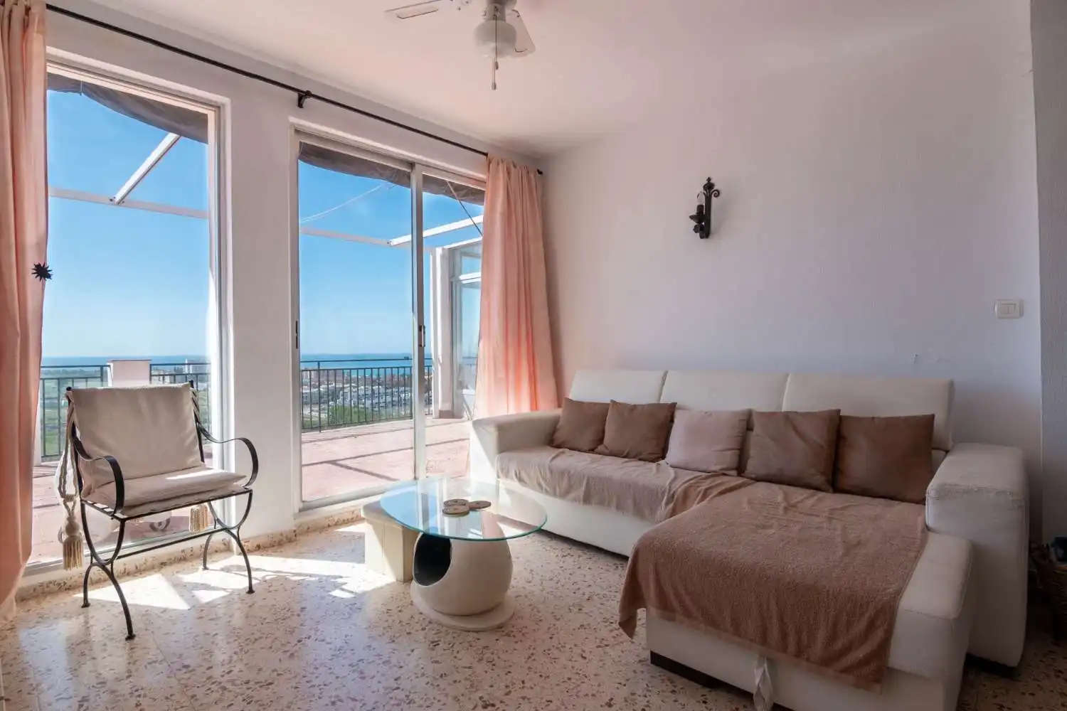 Living room of Apartments for sale in Salobreña  with Terrace, Swimming Pool and Furnished