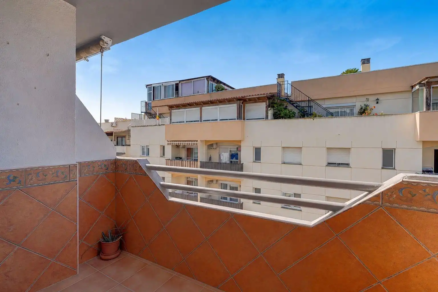 Apartament amb piscina en venda a Las Lagunas, imagen 15