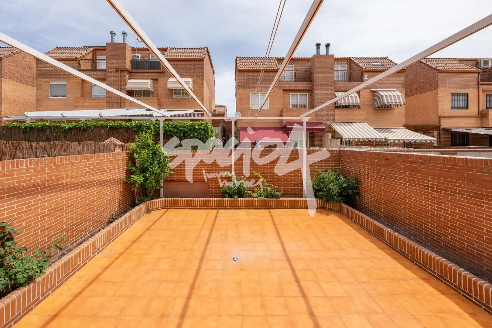 Terrassa de Casa o xalet en venda en Alcalá de Henares amb Aire condicionat, Calefacció i Jardí privat