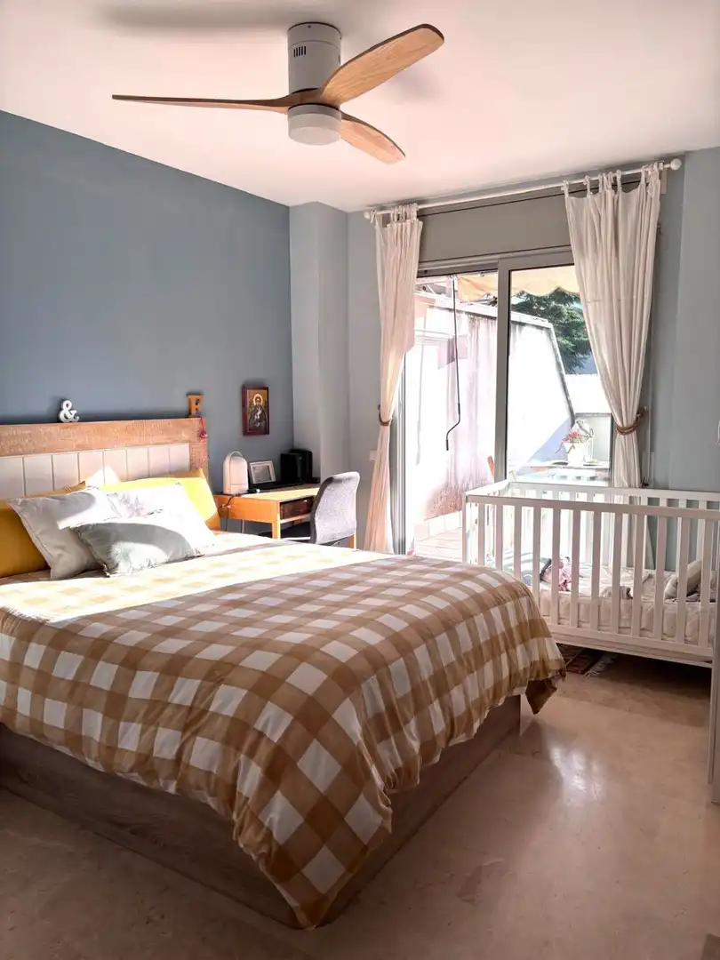 Habitación de Dúplex en venta en Sant Boi de Llobregat con Aire acondicionado, Calefacción y Terraza