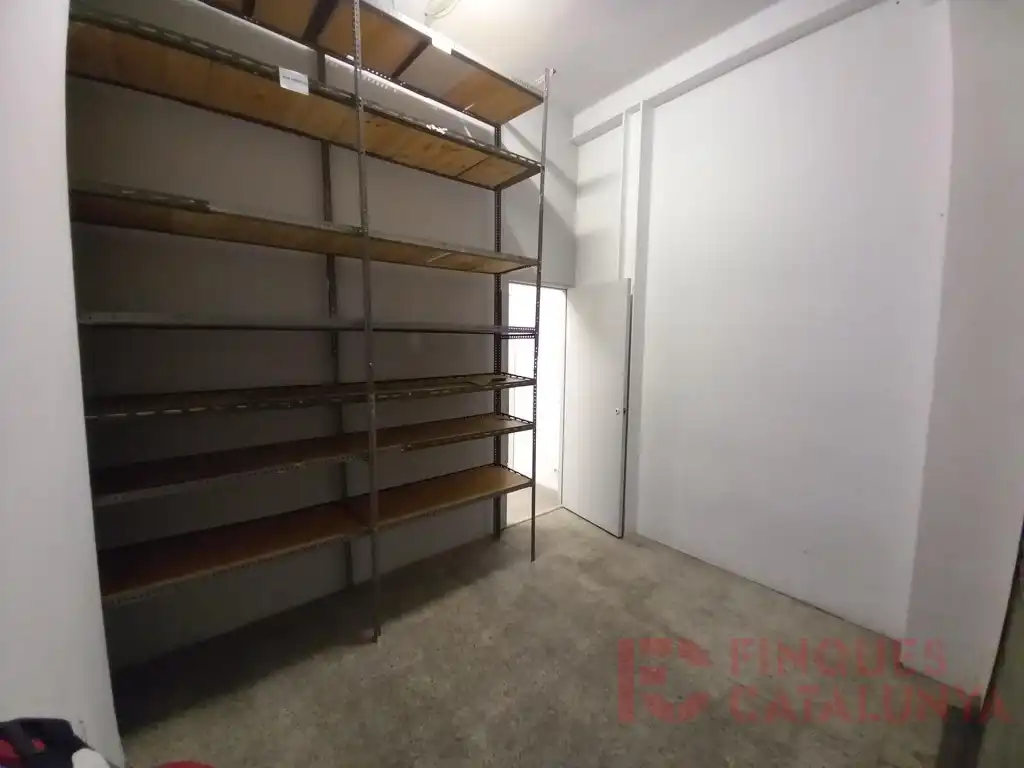 Local commercial à vendre à Carrer del Riu Güell, imagen 10