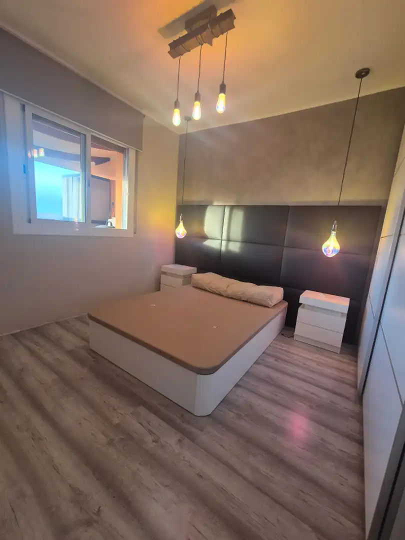 Habitación de Ático en venta en Santa Coloma de Gramenet con Aire acondicionado, Parquet y Terraza