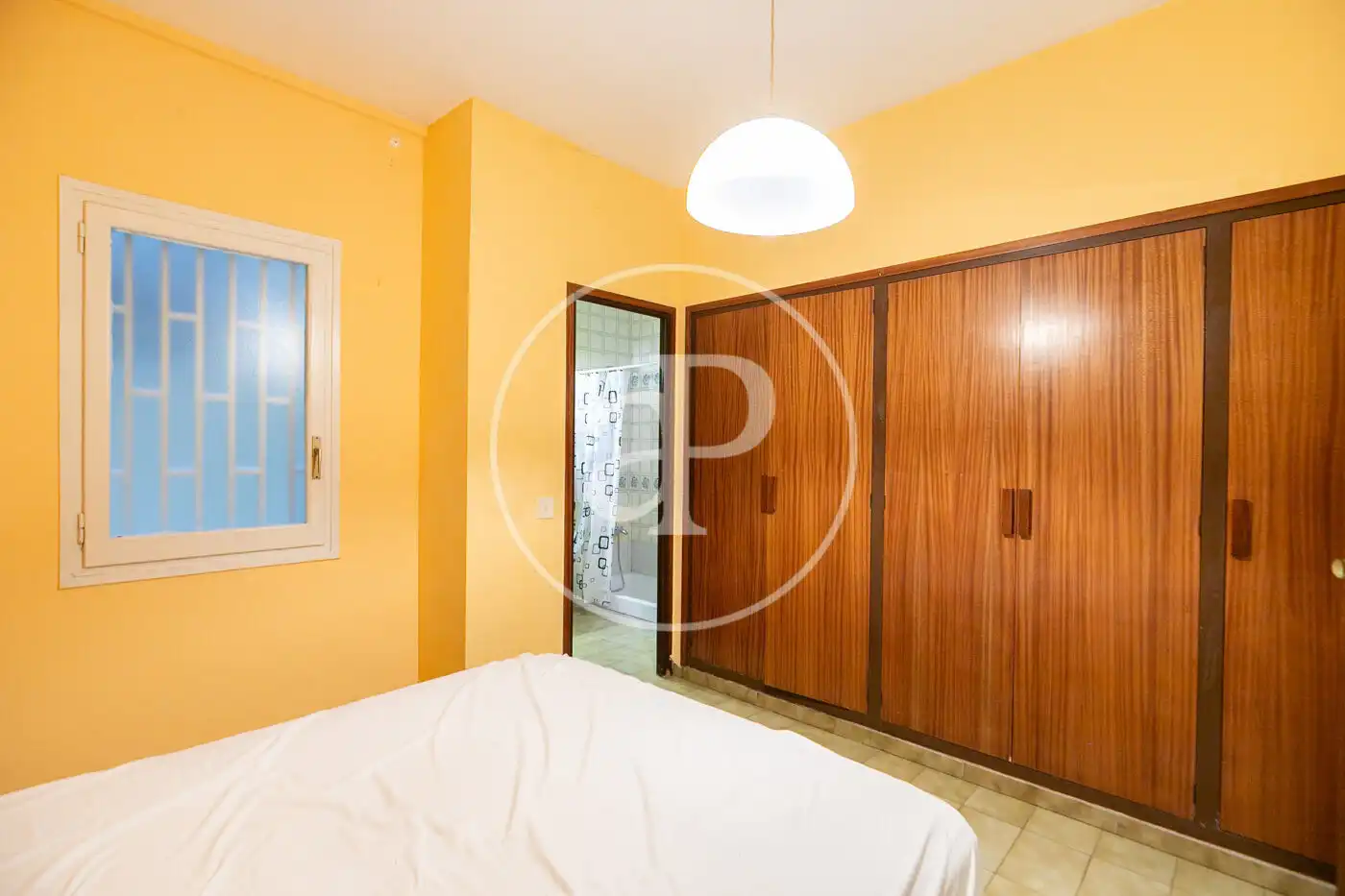 Habitación de Piso en venta en Barcelona con Calefacción