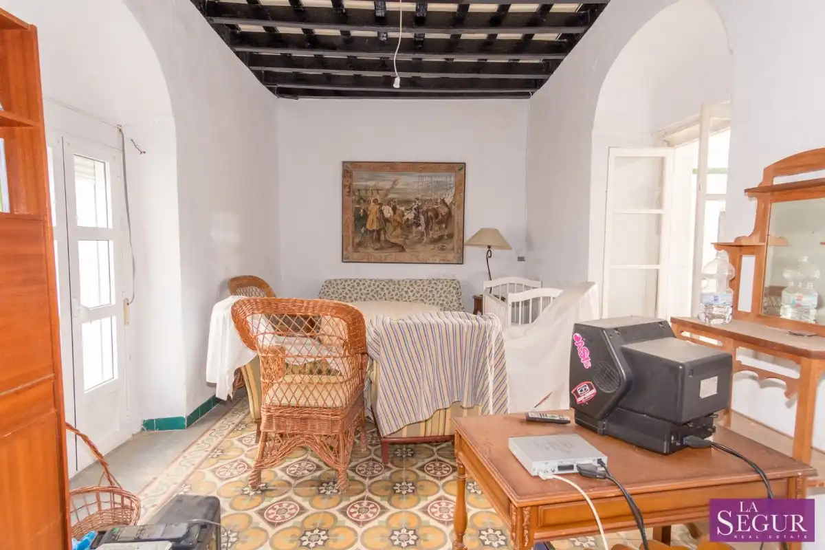Casa rústica amb terrassa en venda a Vejer, imagen 3