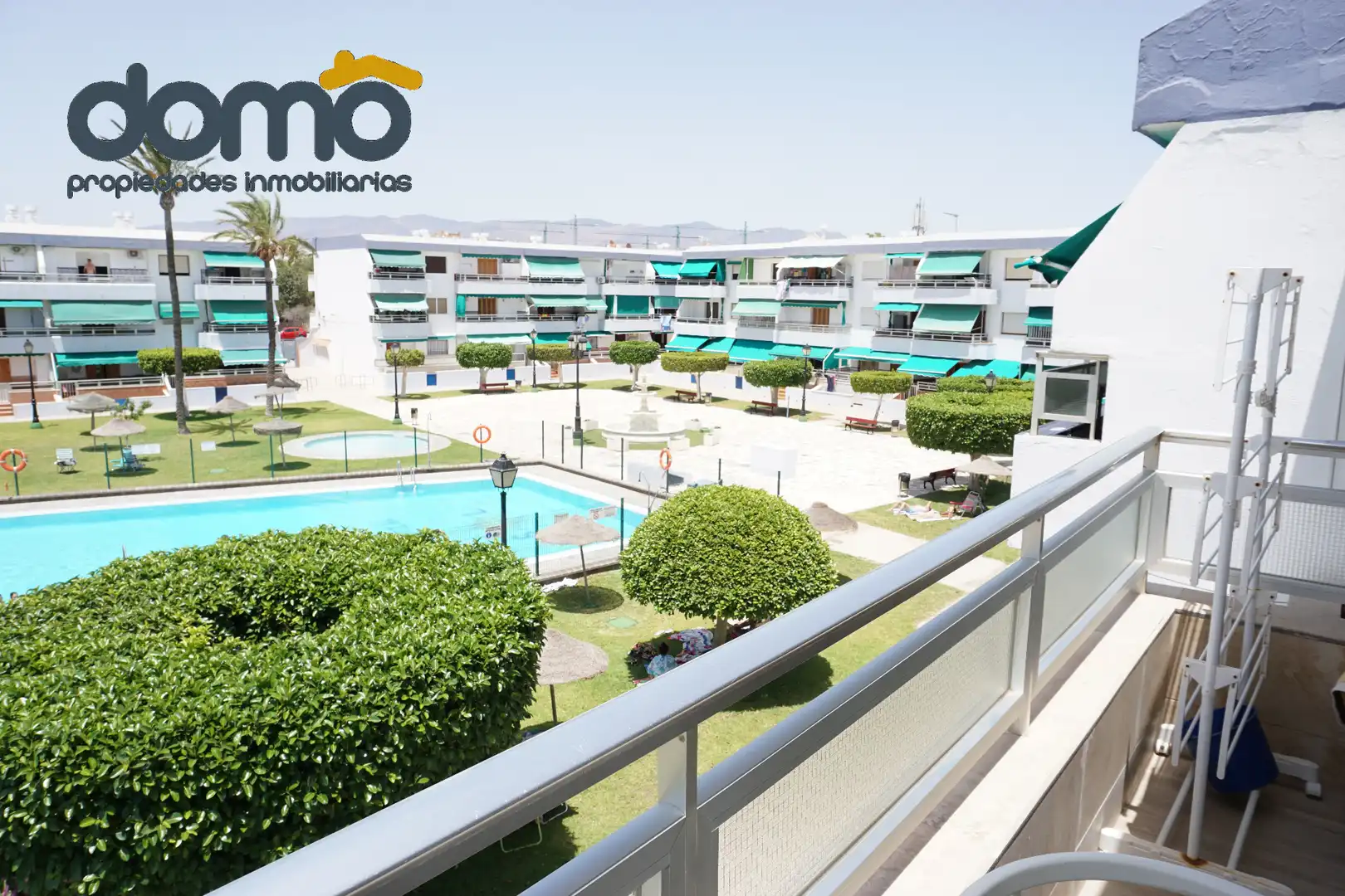 Piso en venta en Almería con Aire acondicionado, Terraza y Piscina comunitaria