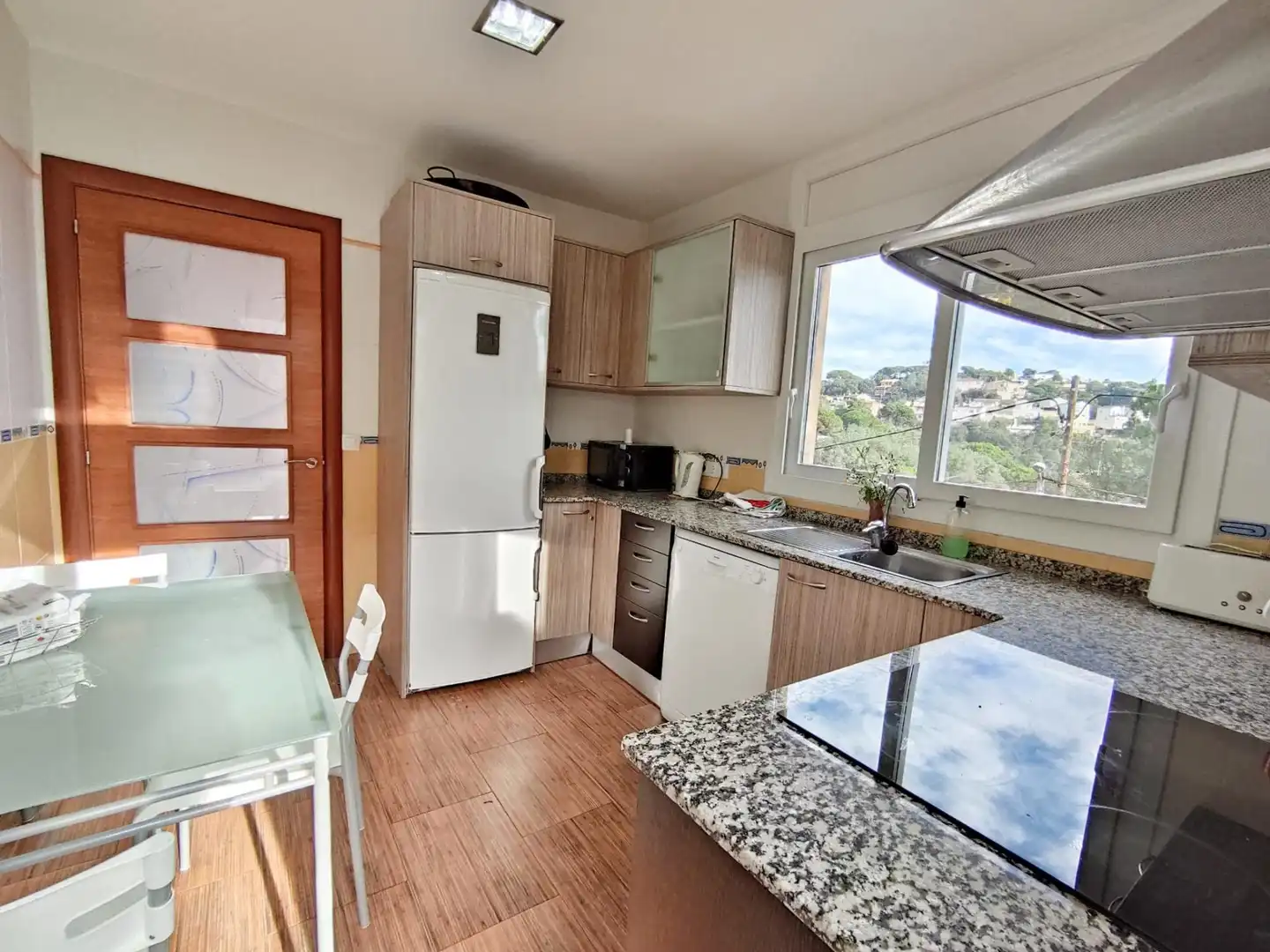 Küche von Einfamilien-Reihenhaus zum Verkauf in Vidreres mit Heizung, Privatgarten und Terrasse