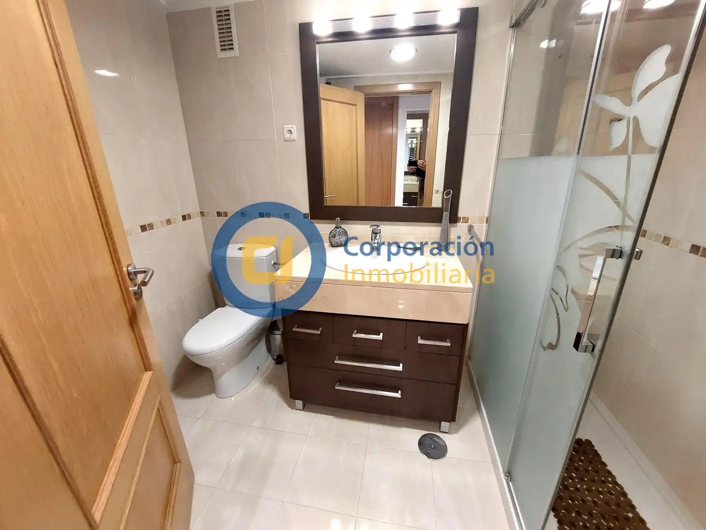 Baño de Piso en venta en Lorca con Trastero
