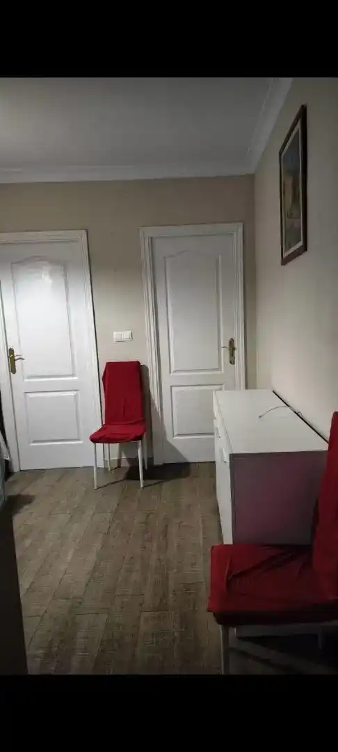 Habitación de Piso en venta en Ubrique con Aire acondicionado, Trastero y Amueblado