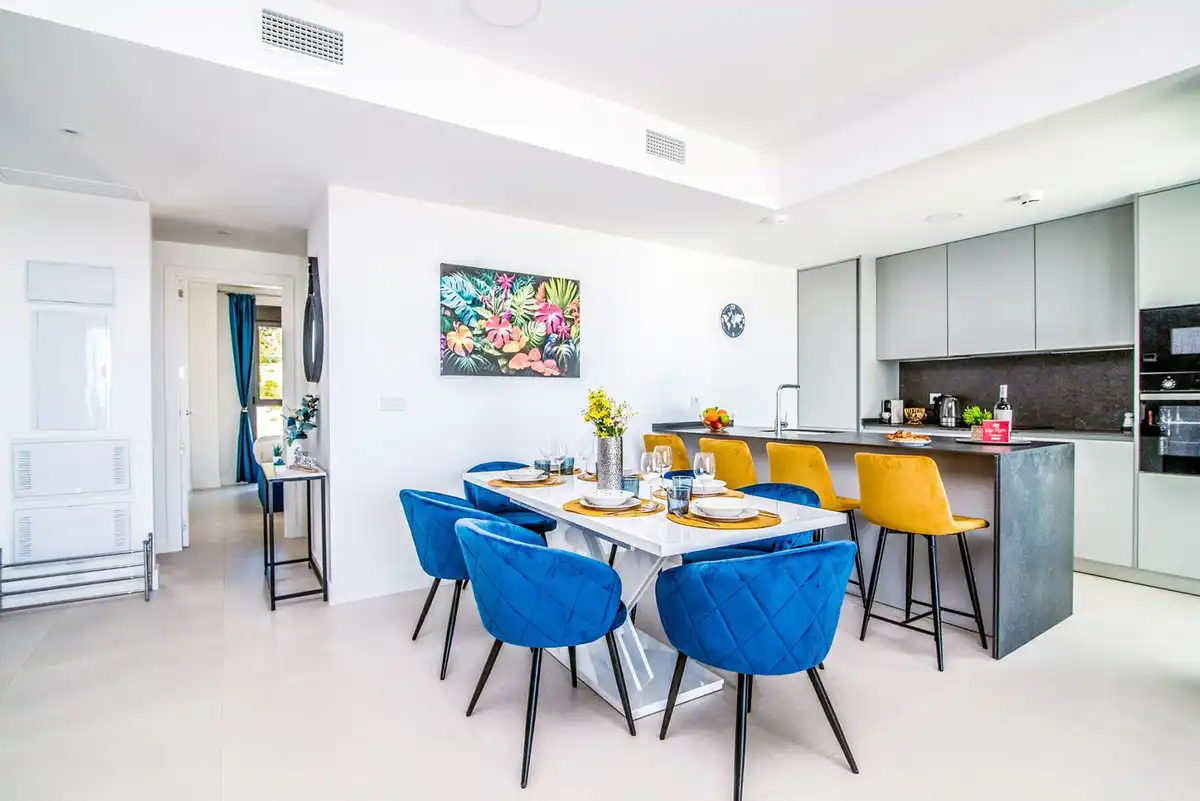 Apartamento con piscina en venta en Centro ciudad, imagen 2