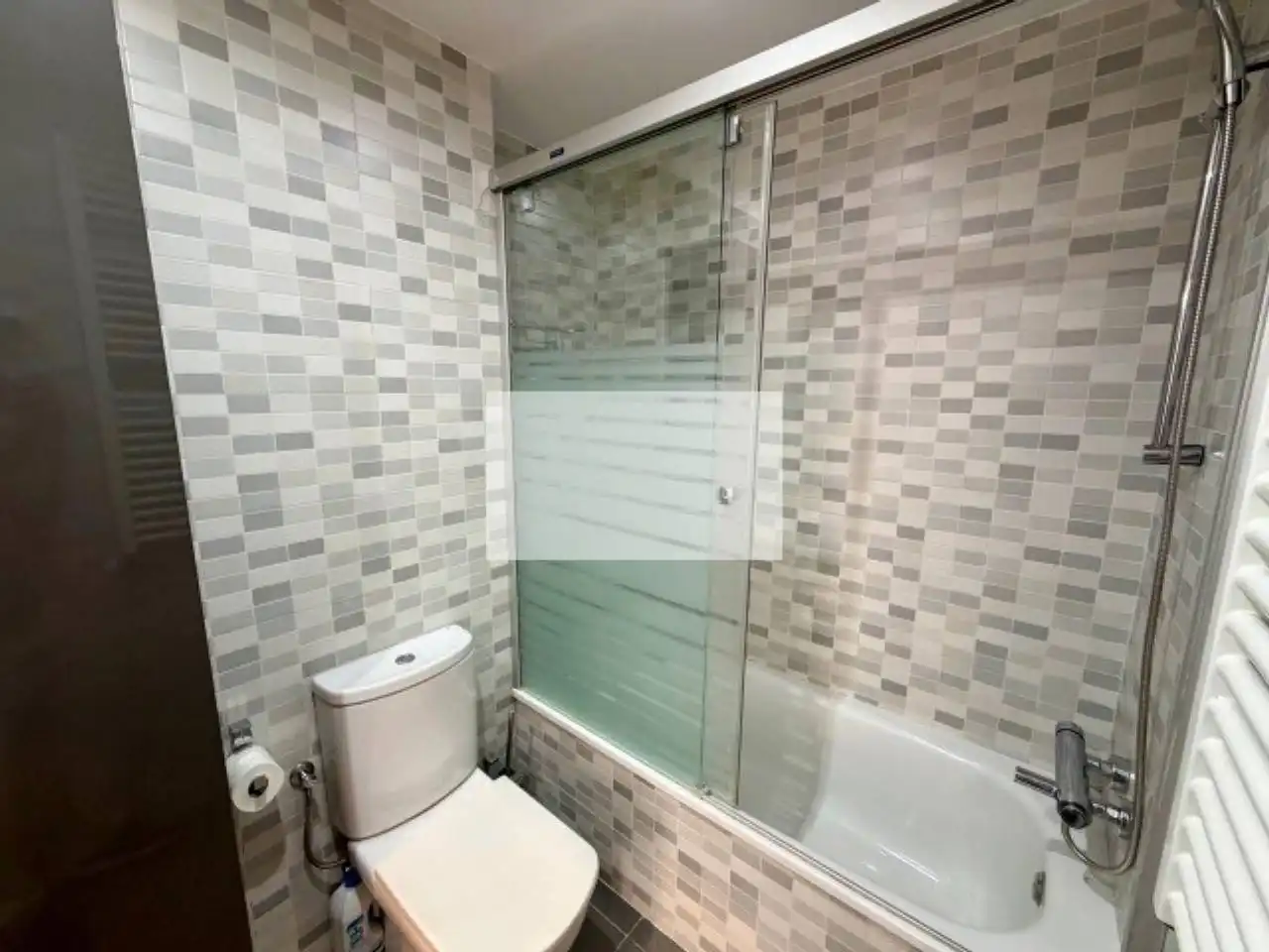 Bathroom of Flat for sale in Sabadell  with Air Conditioner, Heating and Private garden