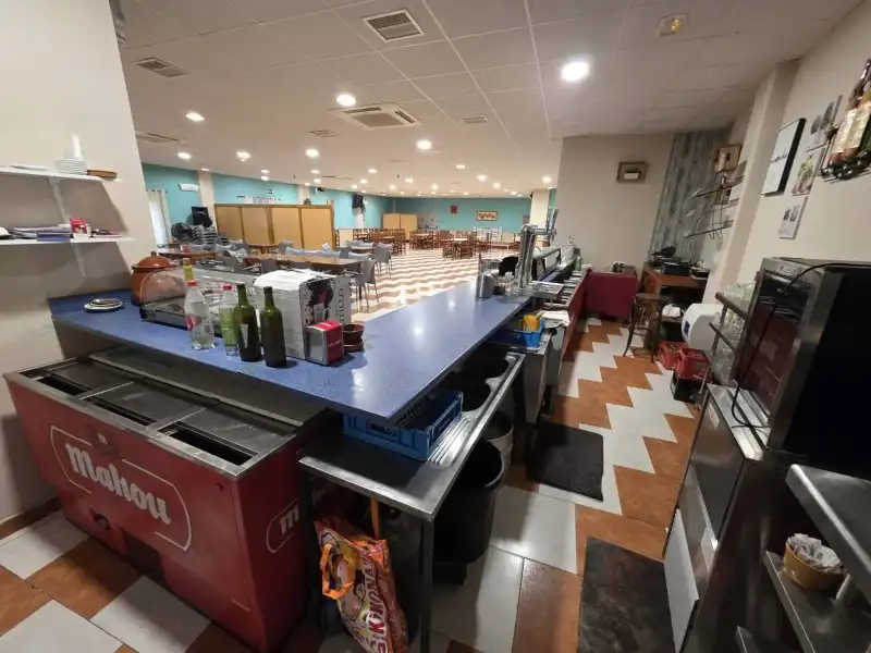 Casa o chalet en venta en Valdeobispo con Terraza y Piscina