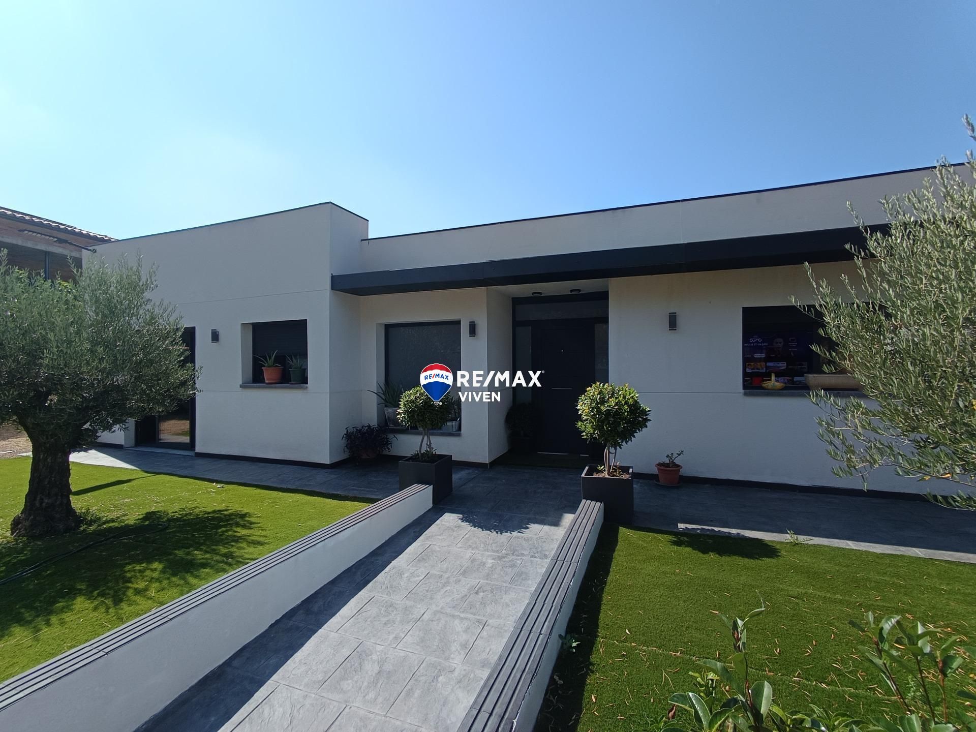 Exterior view of House or chalet for sale in Caldes de Montbui  with Private garden, Terrace and Storage room