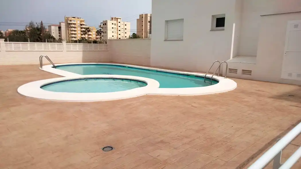 Piscina de Apartament en venda en Xeraco amb Aire condicionat, Terrassa i Traster