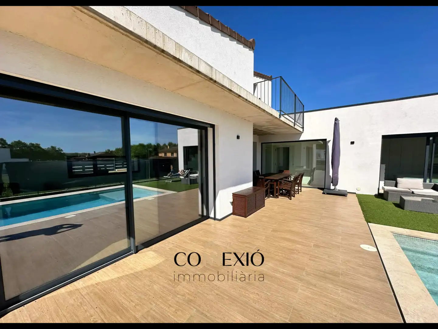 Terraza de Casa o chalet en venta en Medinyà con Aire acondicionado, Calefacción y Jardín privado
