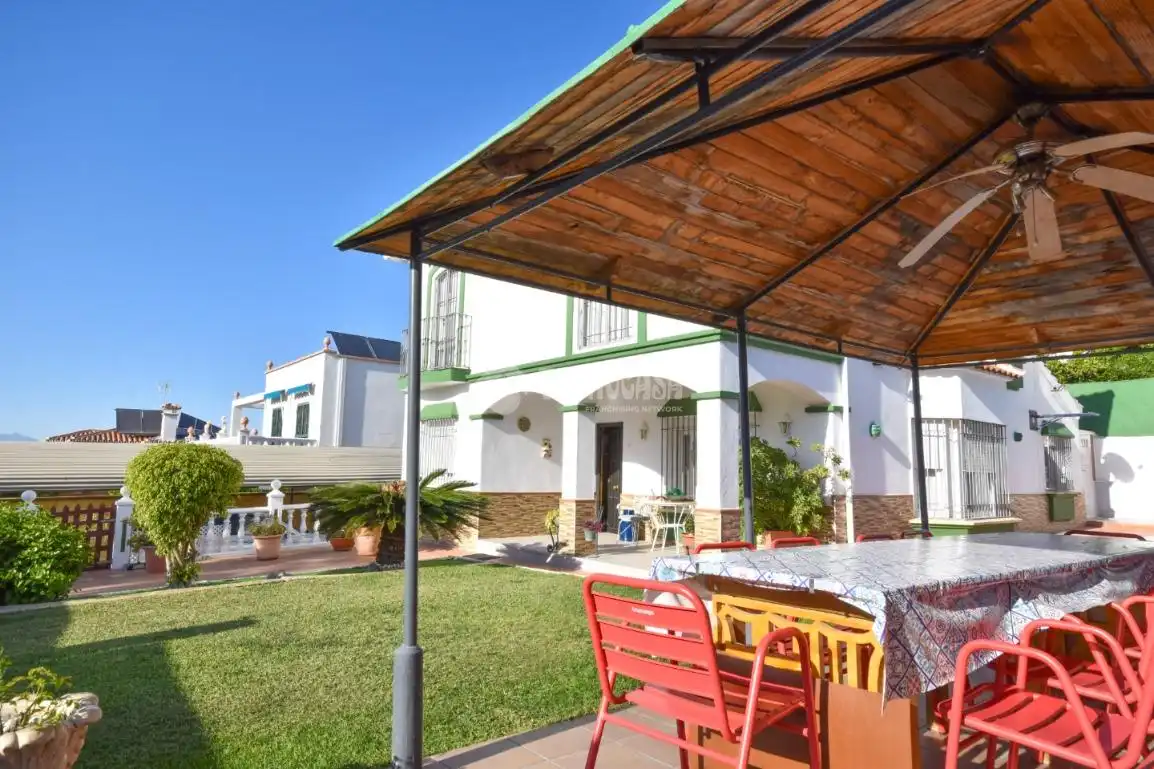 Jardín de Casa o chalet en venta en Alhaurín de la Torre con Aire acondicionado y Piscina