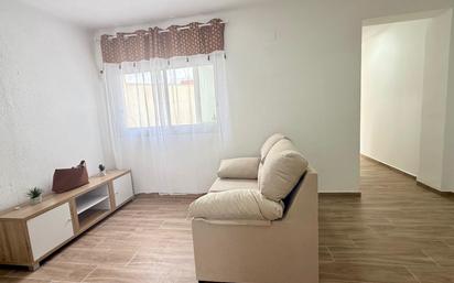 Living room of Flat for sale in Alicante / Alacant  with Balcony
