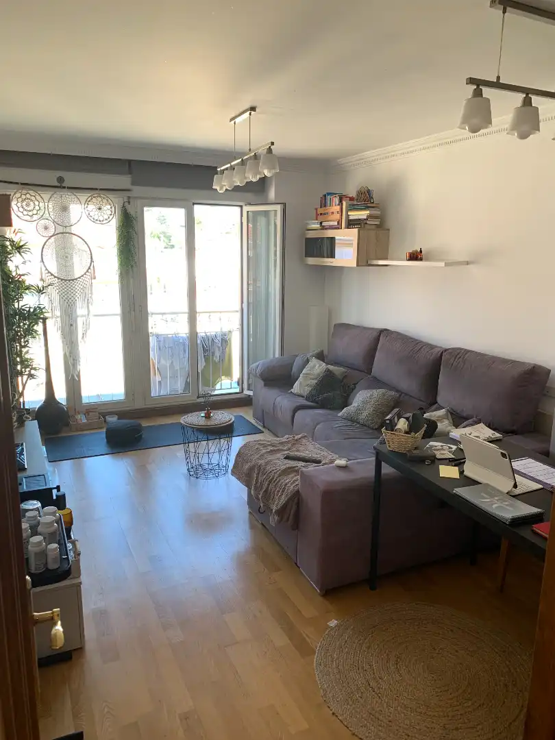 Wohnzimmer von Dachboden zum Verkauf in Poio mit Heizung, Parkett und Abstellraum