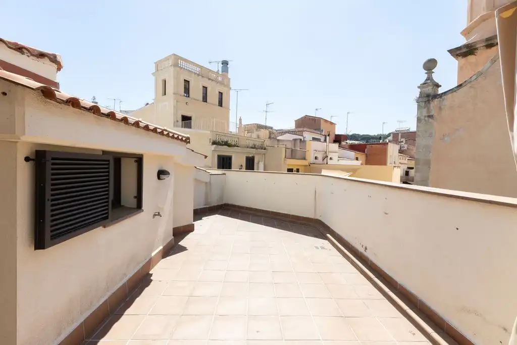 Terrasse von Wohnung zum Verkauf in Arenys de Mar mit Klimaanlage, Terrasse und Abstellraum