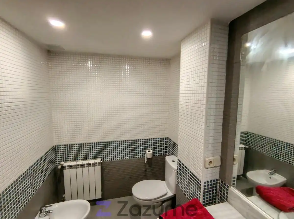 Bathroom of Flat for rent in Recas, Toledo