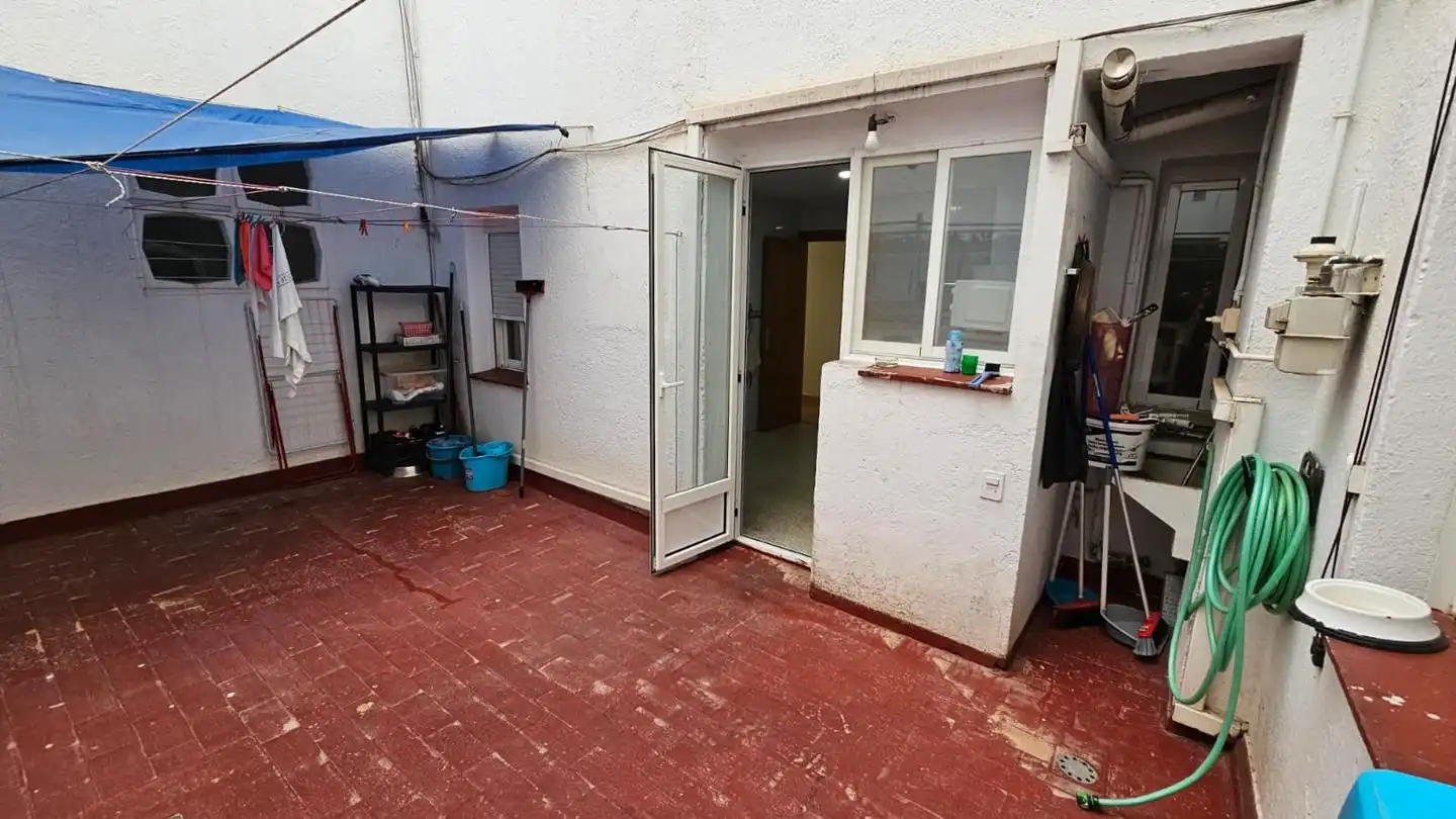 Wohnung zum Verkauf in Granada mit Möbliert