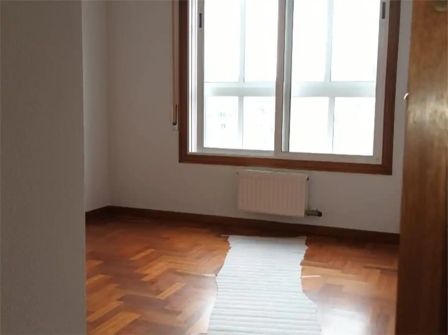 Habitación de Piso de alquiler en Vigo  con Jardín privado, Parquet y Trastero