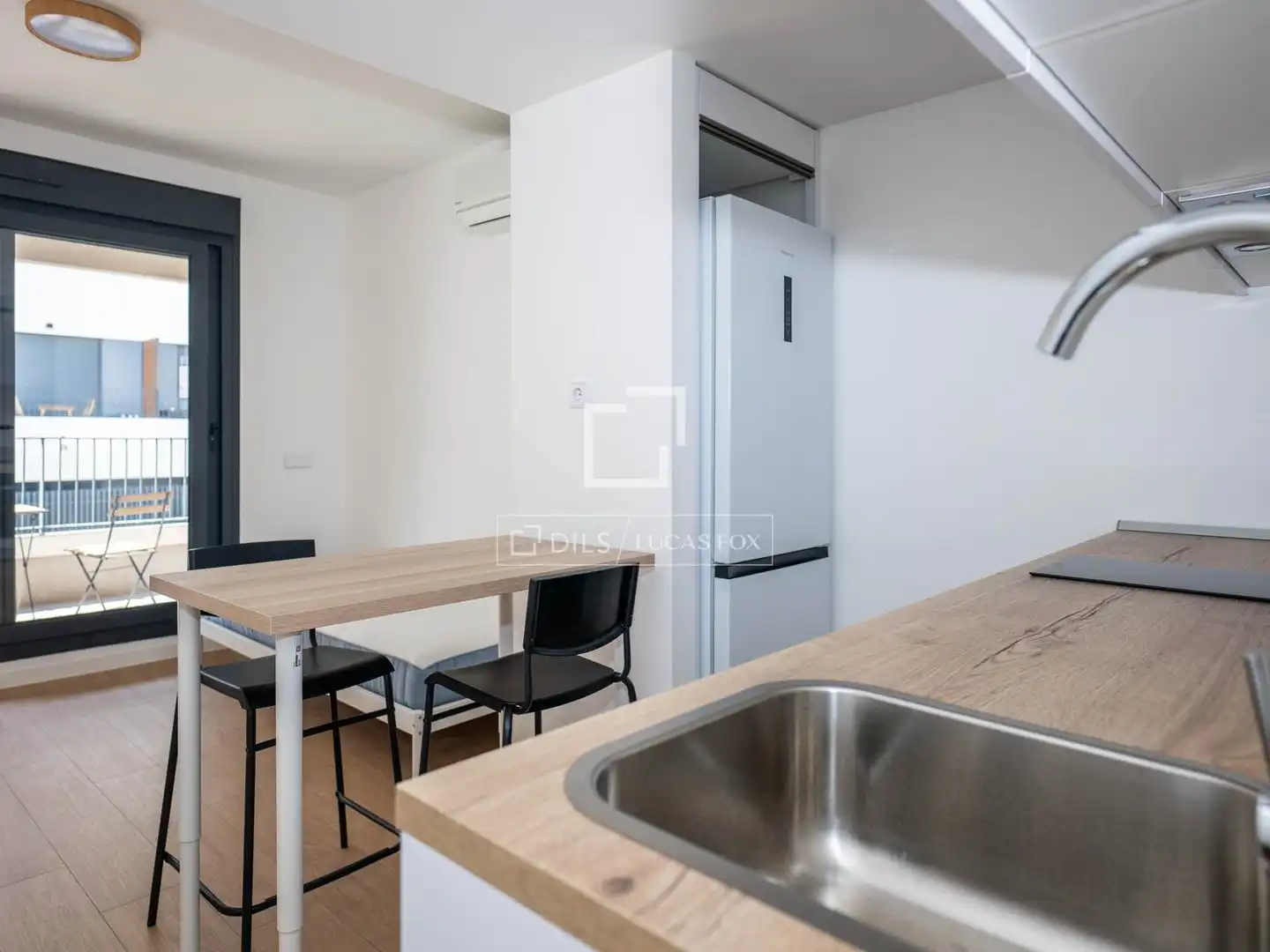 Küche von Wohnung zur Miete in San Sebastián de los Reyes mit Klimaanlage, Heizung und Schwimmbad