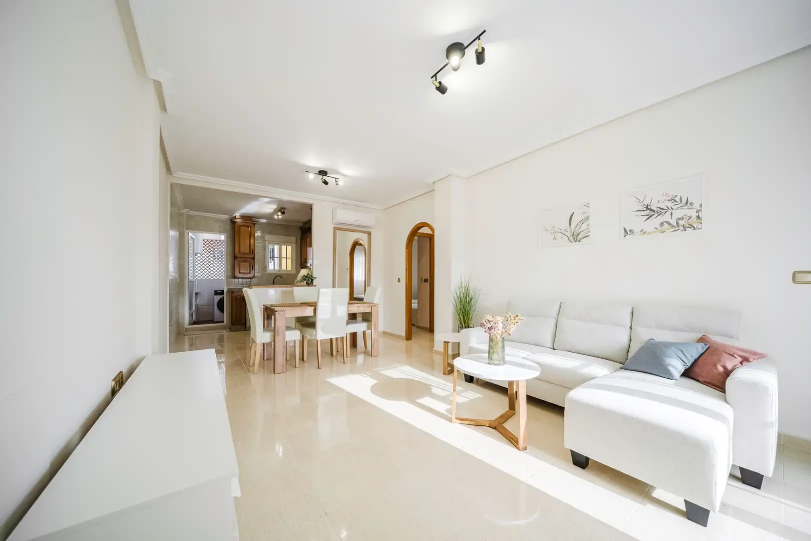 Apartment mit Pool zum Verkauf in Orihuela Costa