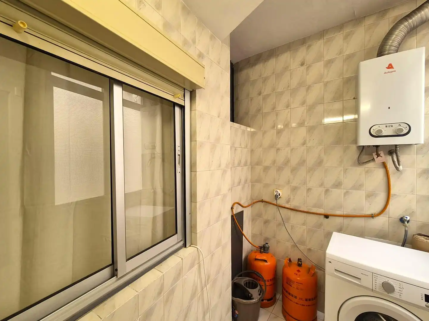 Bany de Apartament en venda en Alicante / Alacant amb Aire condicionat i Balcó