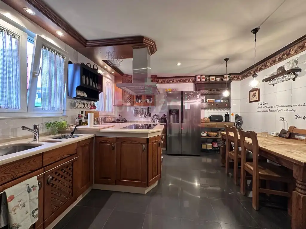 Cocina de Dúplex en venta en Lugo