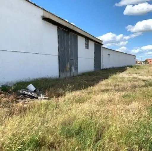 Industrial building for sale in Calle Medina, imagen 4