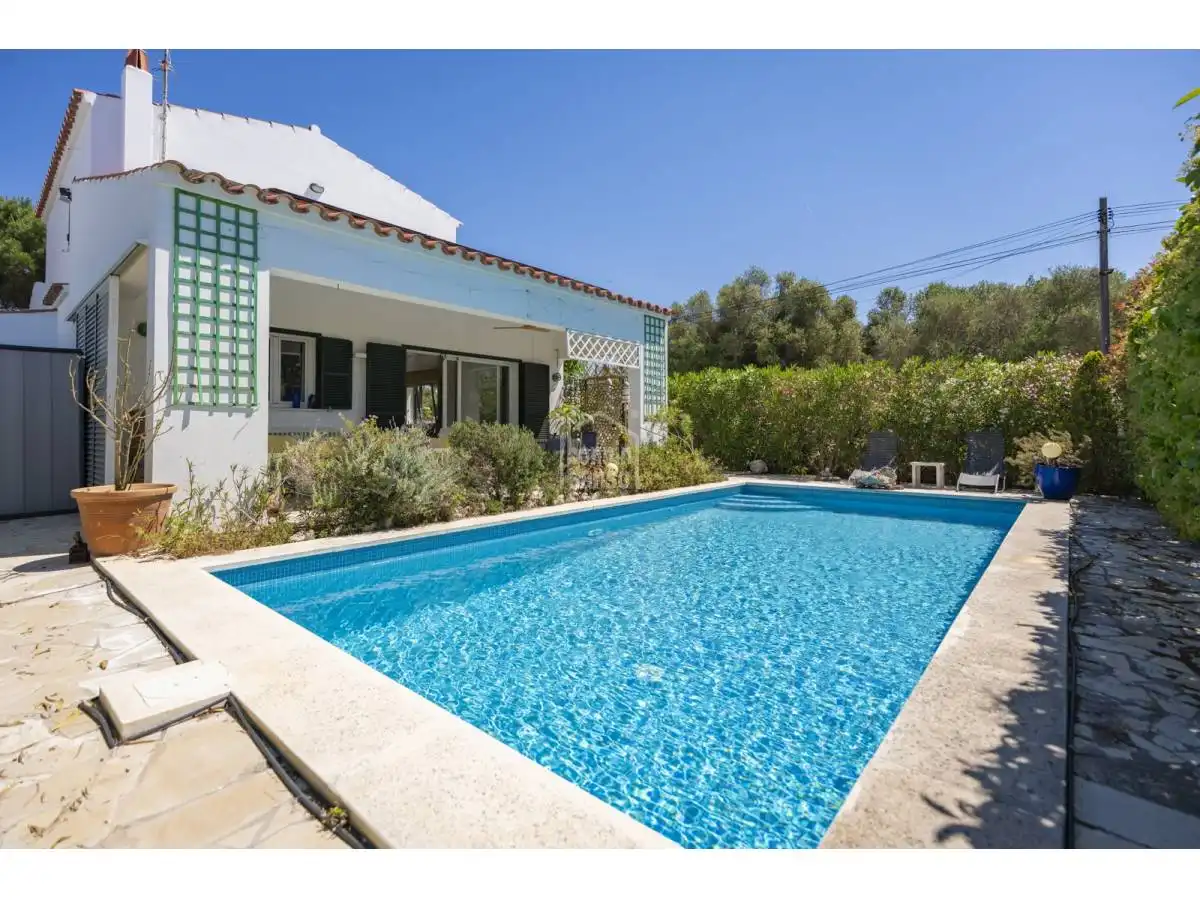 Piscina de Casa o xalet en venda en Es Castell amb Calefacció, Jardí privat i Terrassa