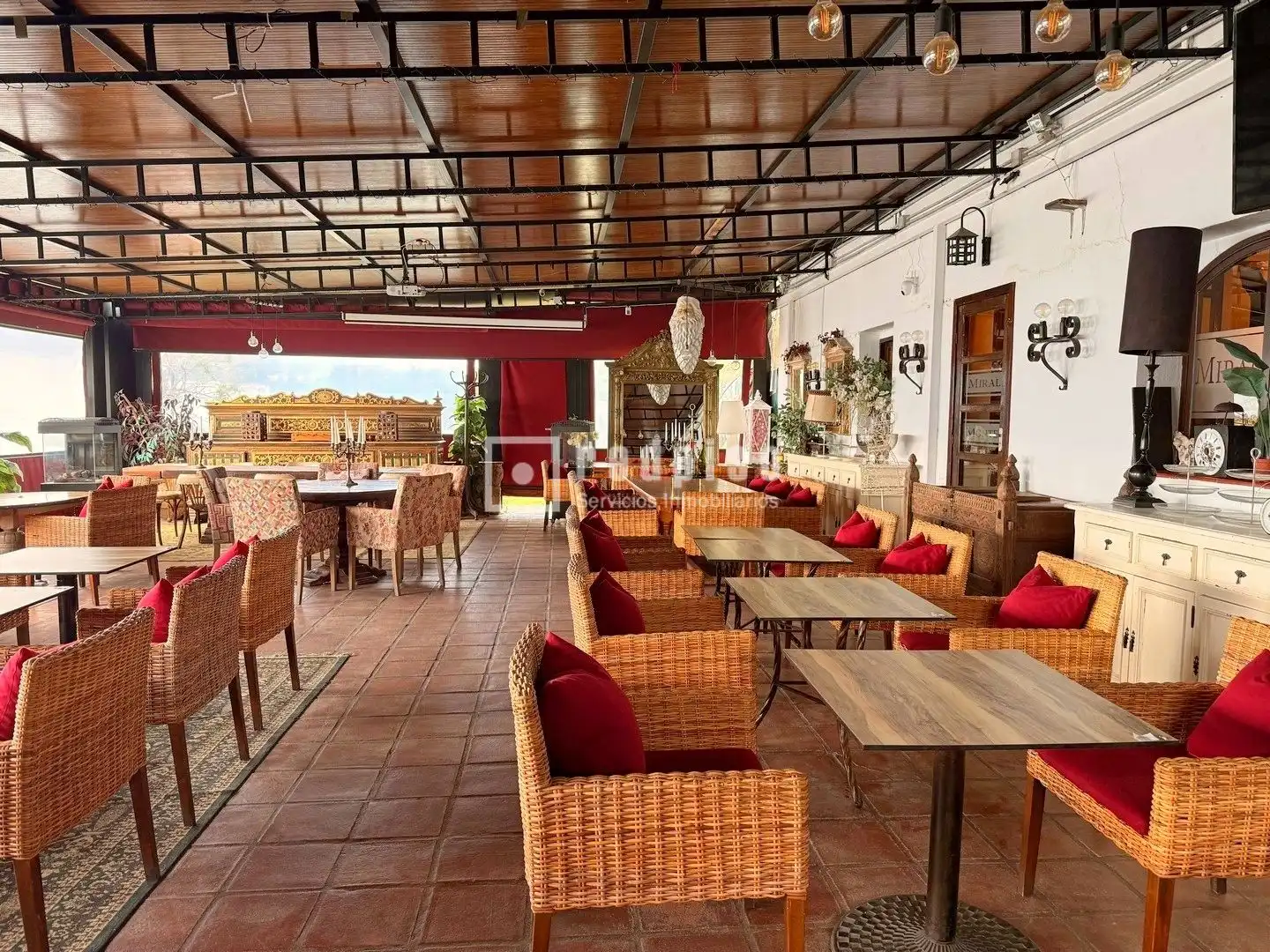 Terrasse von Geschaftsraum zum Verkauf in Coín mit Klimaanlage und Terrasse