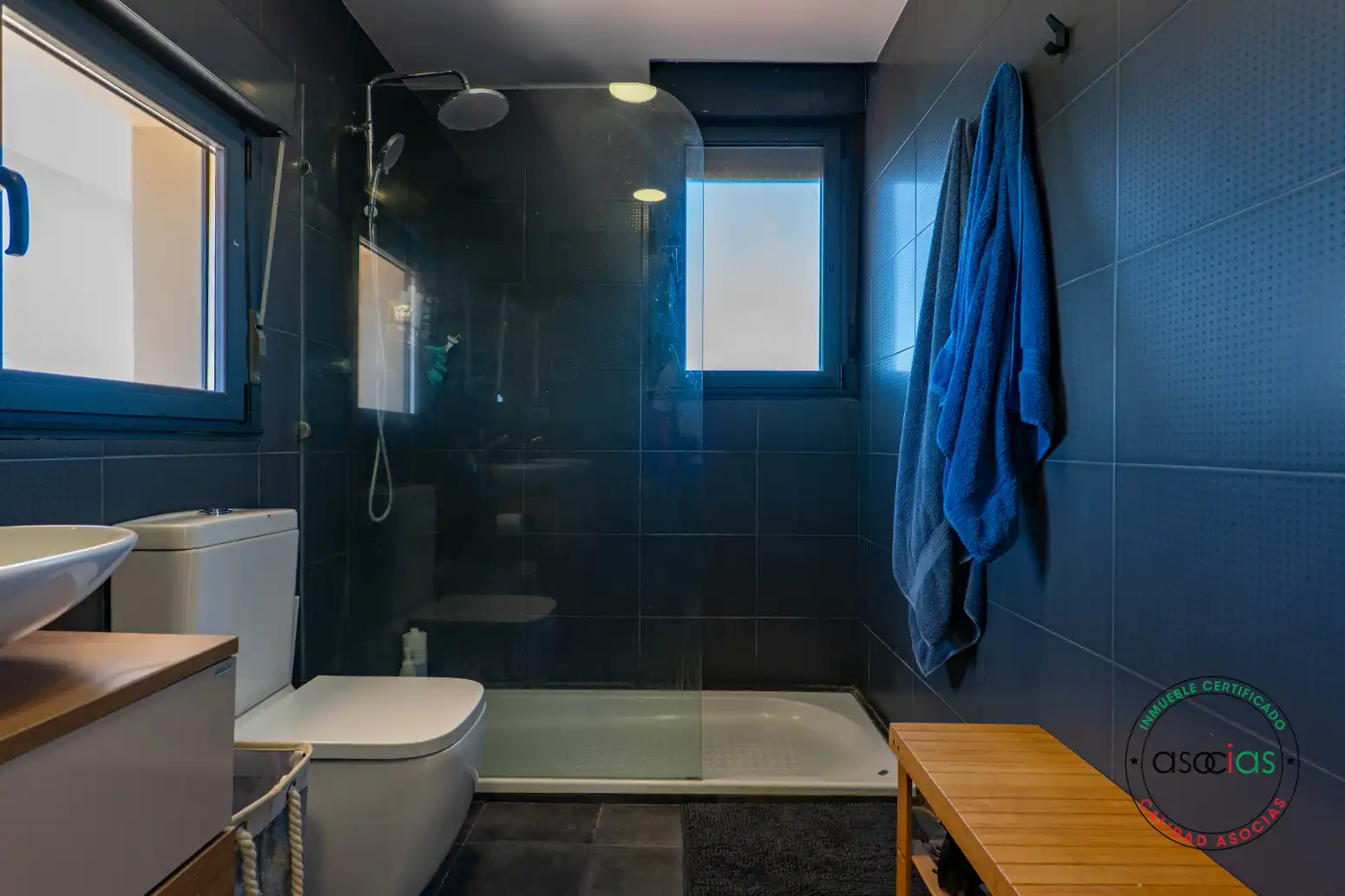 Baño de Casa o chalet en venta en Gijón  con Calefacción, Jardín privado y Terraza