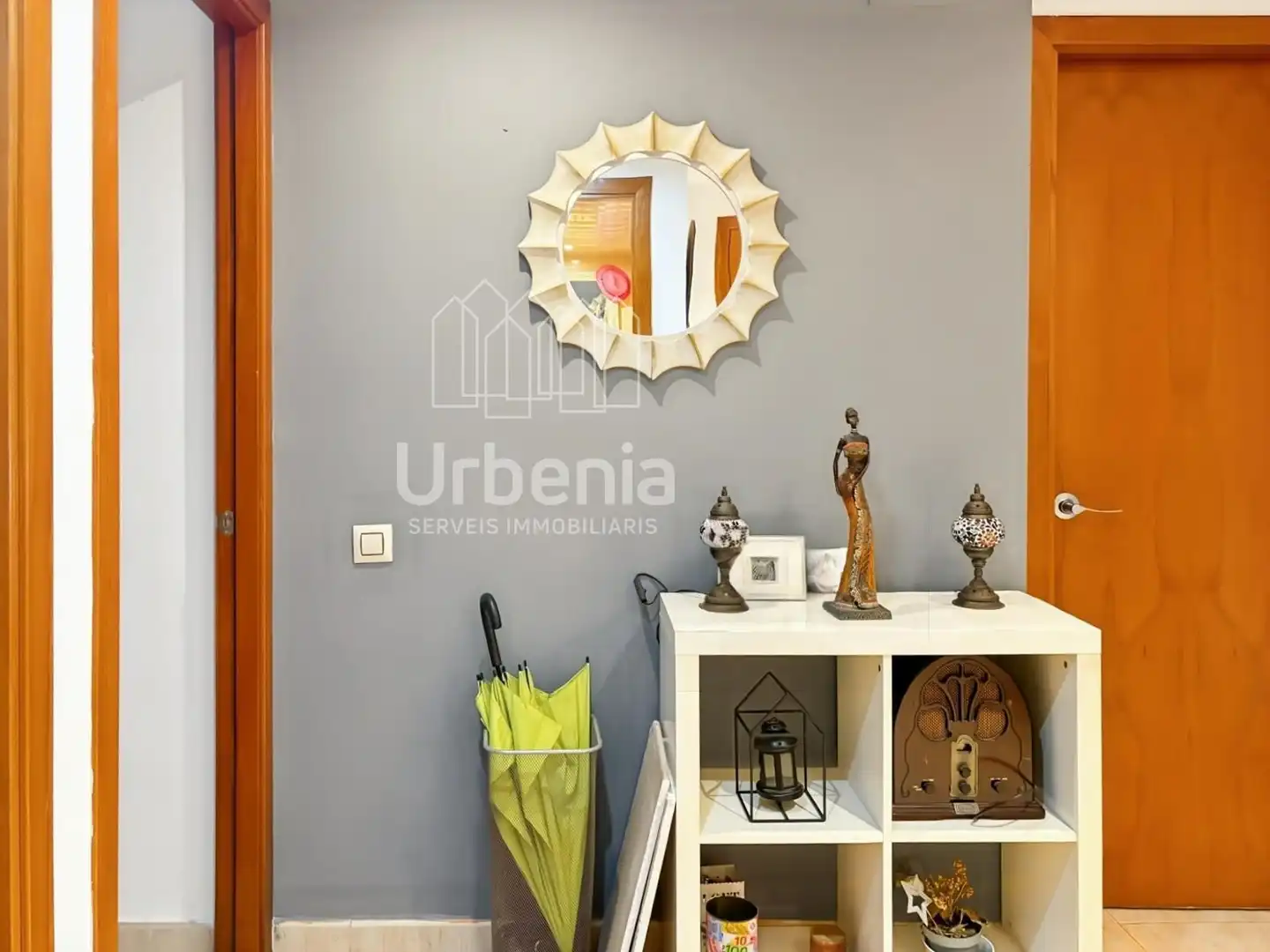 Wohnung zum Verkauf in Pineda de Mar mit Heizung, Terrasse und Möbliert