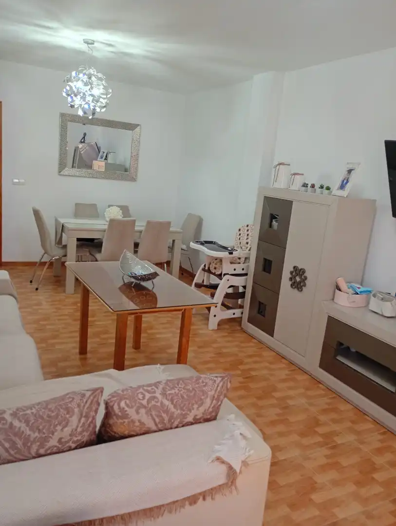 Appartamento con ascensore in vendita a Calle Clara Campoamor 107, imagen 4