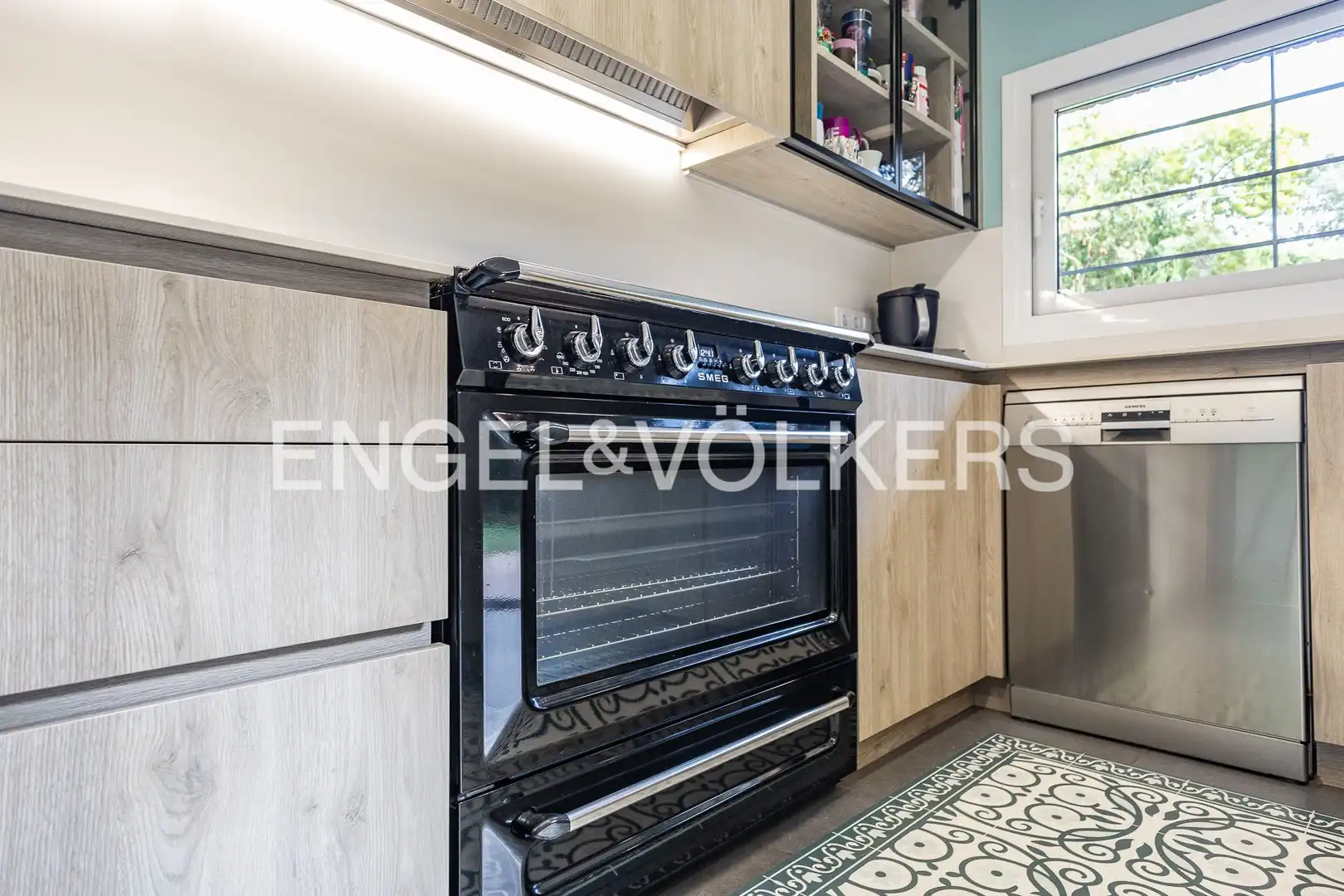 Kitchen of Houses for sale in Sant Cugat del Vallès  with Air Conditioner, Heating and Private garden