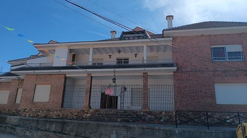 Casa Adosada en venta en Urda, 7 dormitorios.