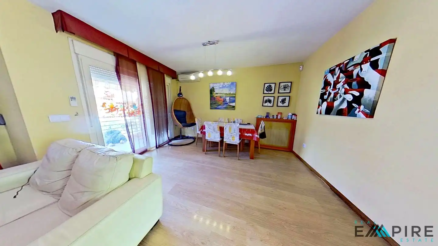 Sala de estar de Casa adosada en venta en Valdemoro con Aire acondicionado, Calefacción y Amueblado