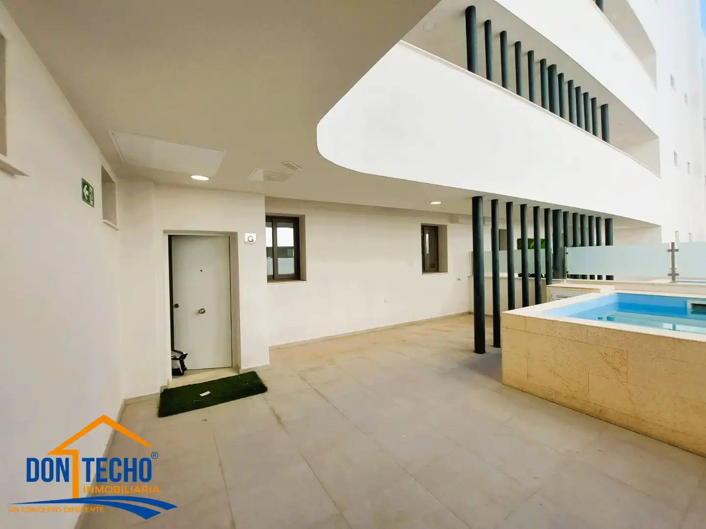Terrasse von Wohnung zum Verkauf in Estepona mit Klimaanlage, Heizung und Terrasse