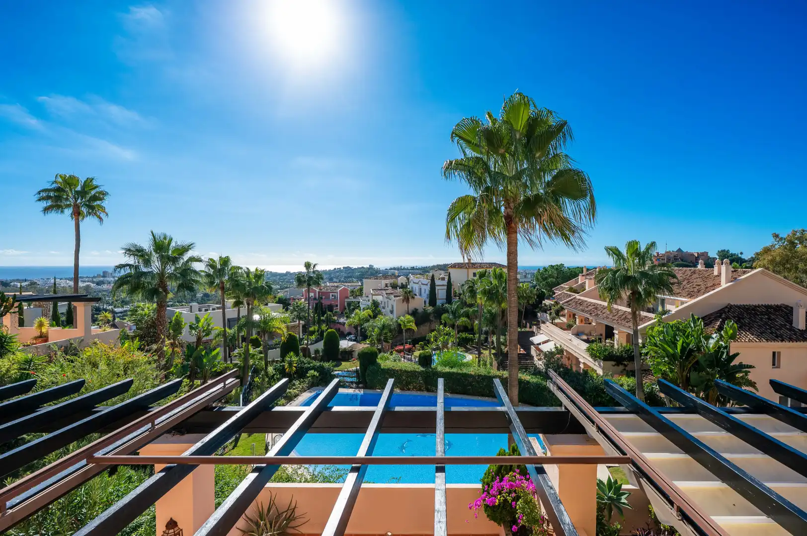 Jardí de Apartament en venda en Marbella amb Aire condicionat, Terrassa i Piscina