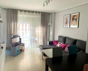 Living room of Flat to rent in Badajoz Capital  with Air Conditioner, Heating and Terrace