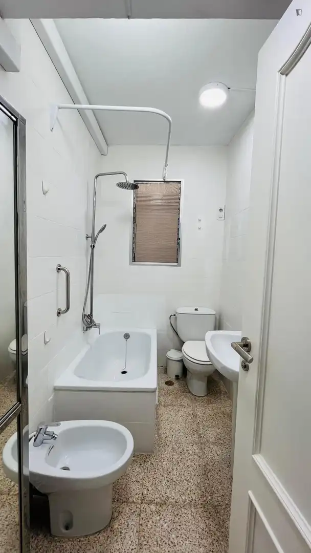 Habitación en Ensanche - Diputación