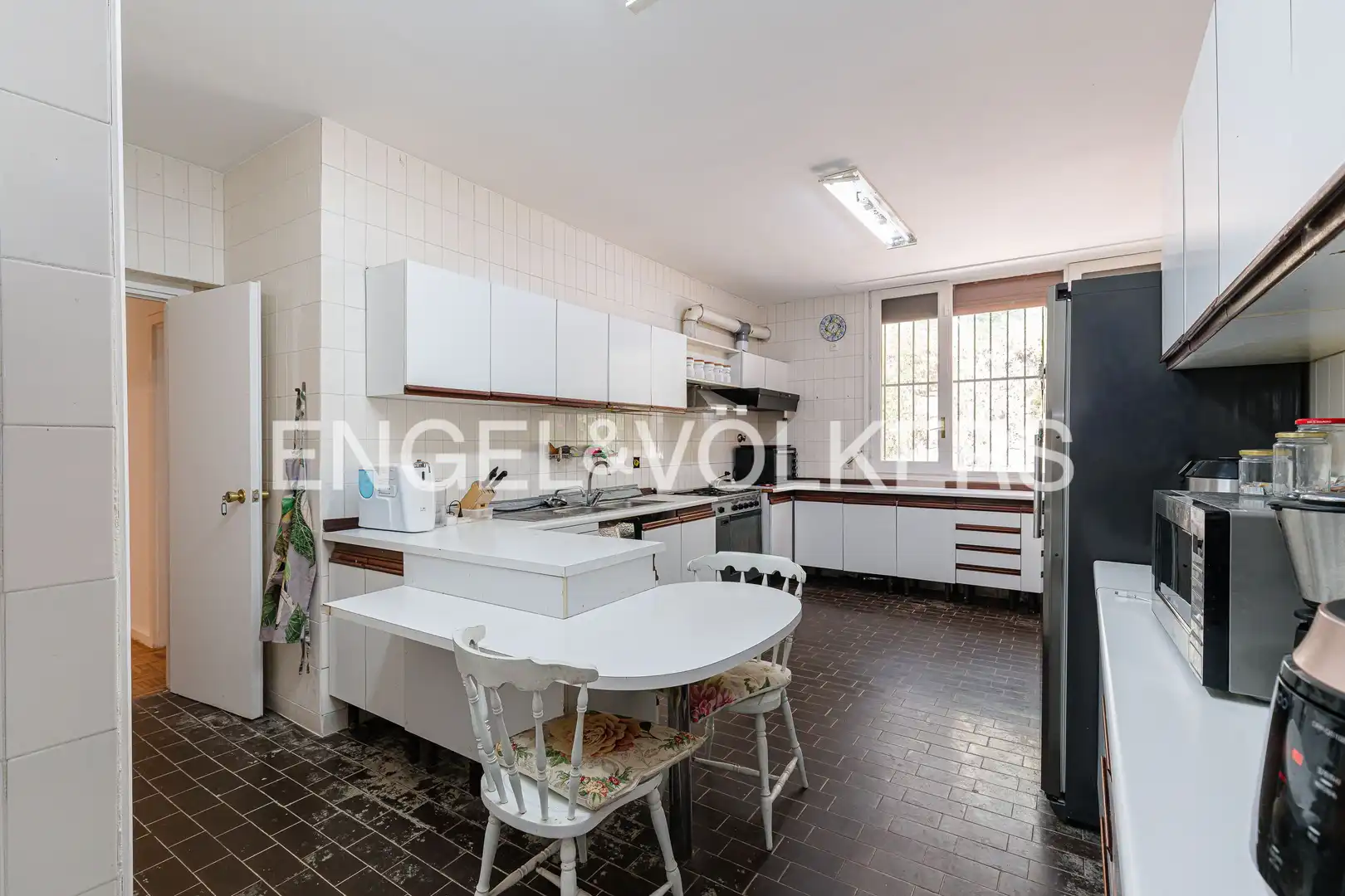 Kitchen of Houses for sale in San Lorenzo de El Escorial  with Heating, Private garden and Terrace