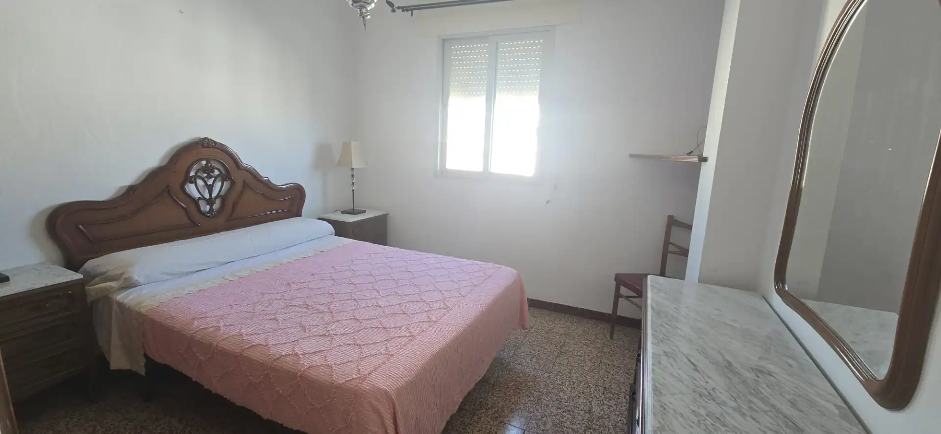 Schlafzimmer von Wohnungen zum Verkauf in Marbella mit Möbliert, Ofen und Waschmaschine