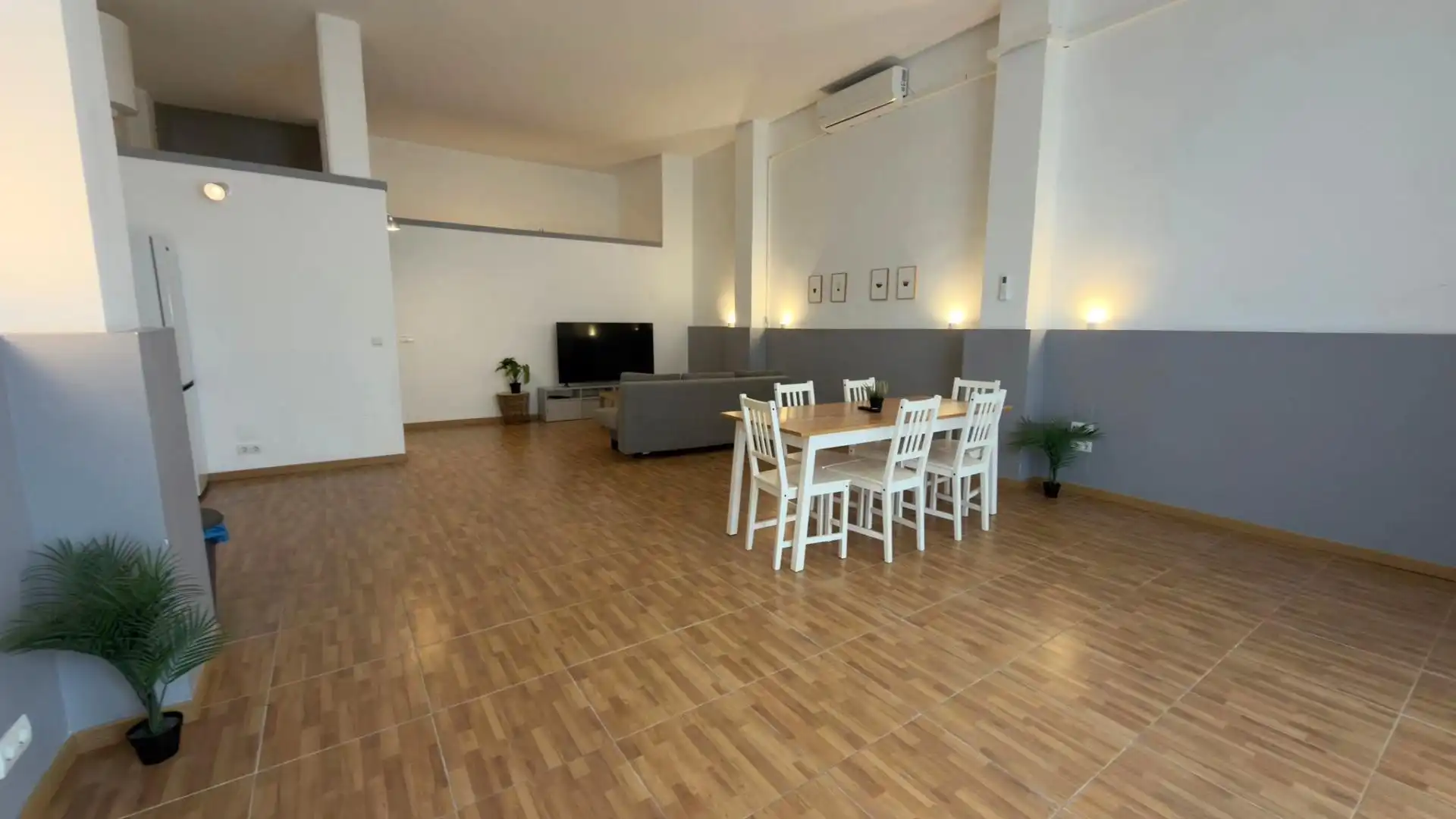 Planta baixa de lloguer a Calle VILLAREAL, Barrio de Benimaclet