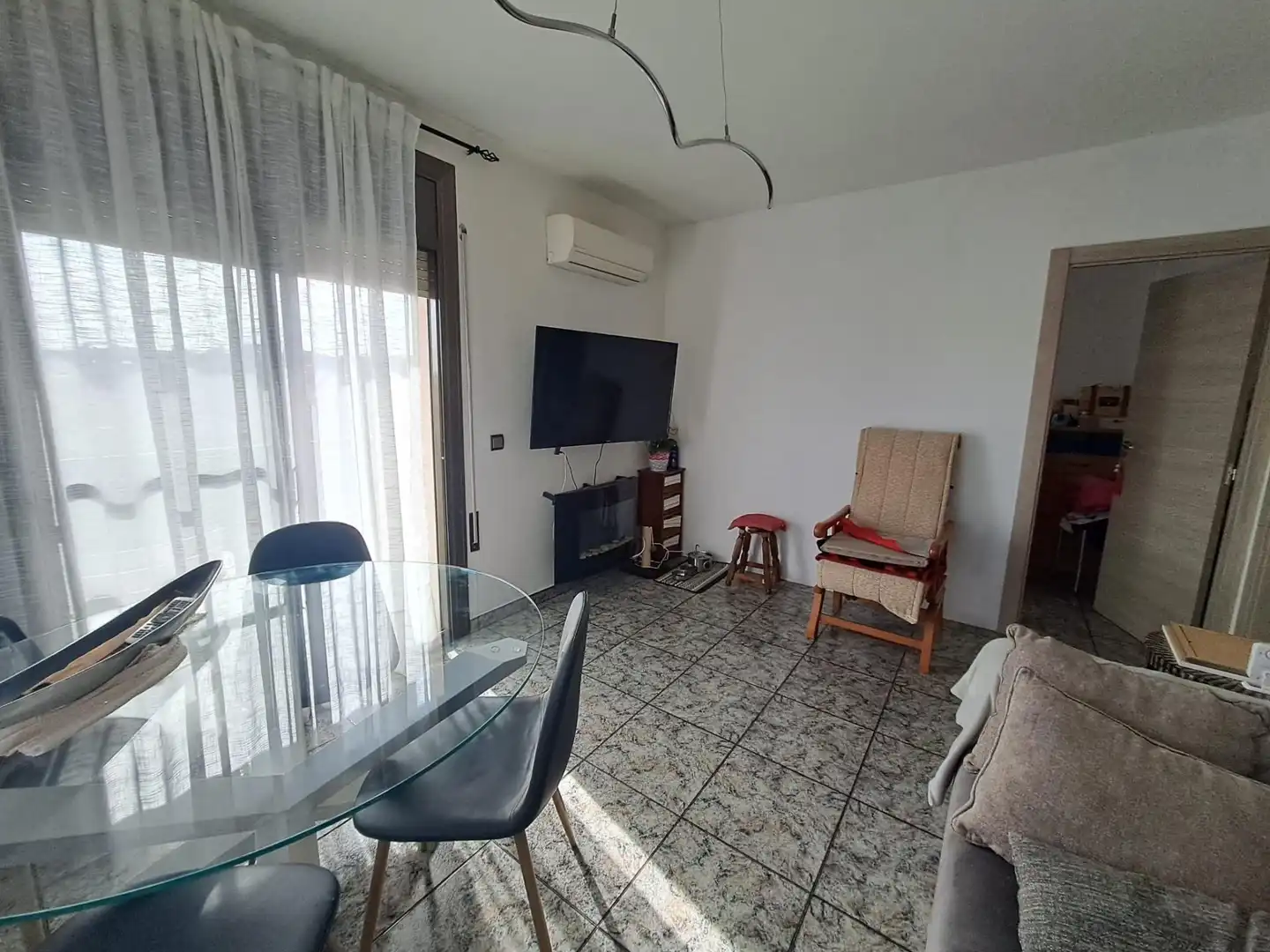 Living room of Flat for sale in Polinyà  with Air Conditioner