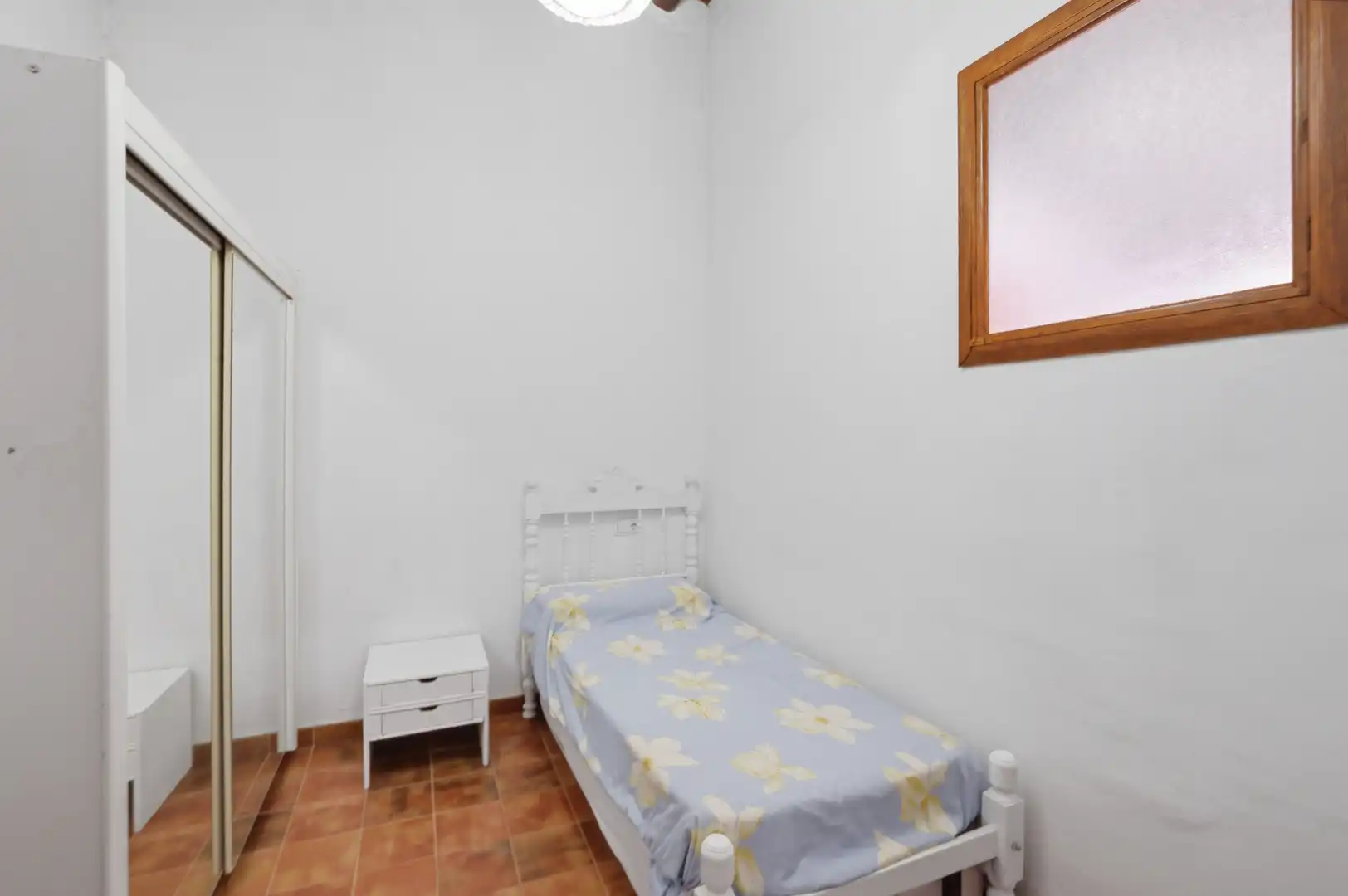 Habitación de Casa adosada en venta en Riudarenes con Aire acondicionado, Calefacción y Jardín privado