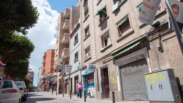 Piso en Venta en Carrer Holanda en La Torrassa